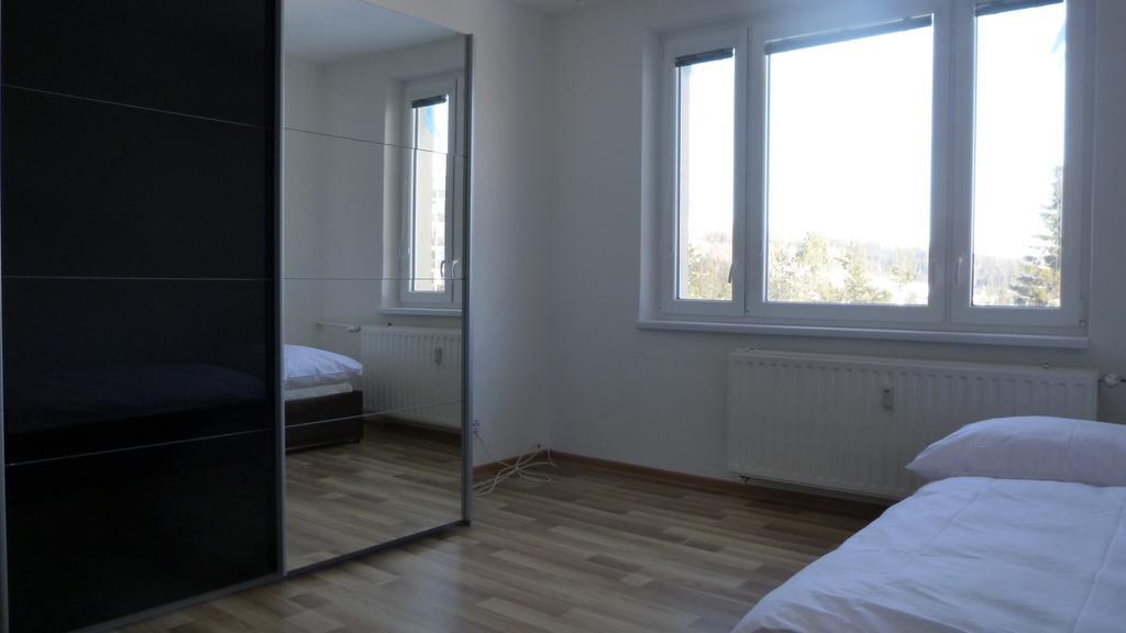 Apartmanovy Byt Pri Zubacke Štrba Habitación foto