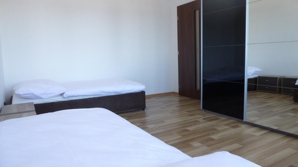 Apartmanovy Byt Pri Zubacke Štrba Habitación foto